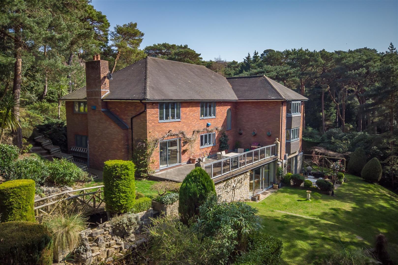 Property information Luxury & Prestige
